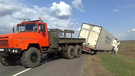 Эвакуация грузовых автомобилей, спецтехники, фур